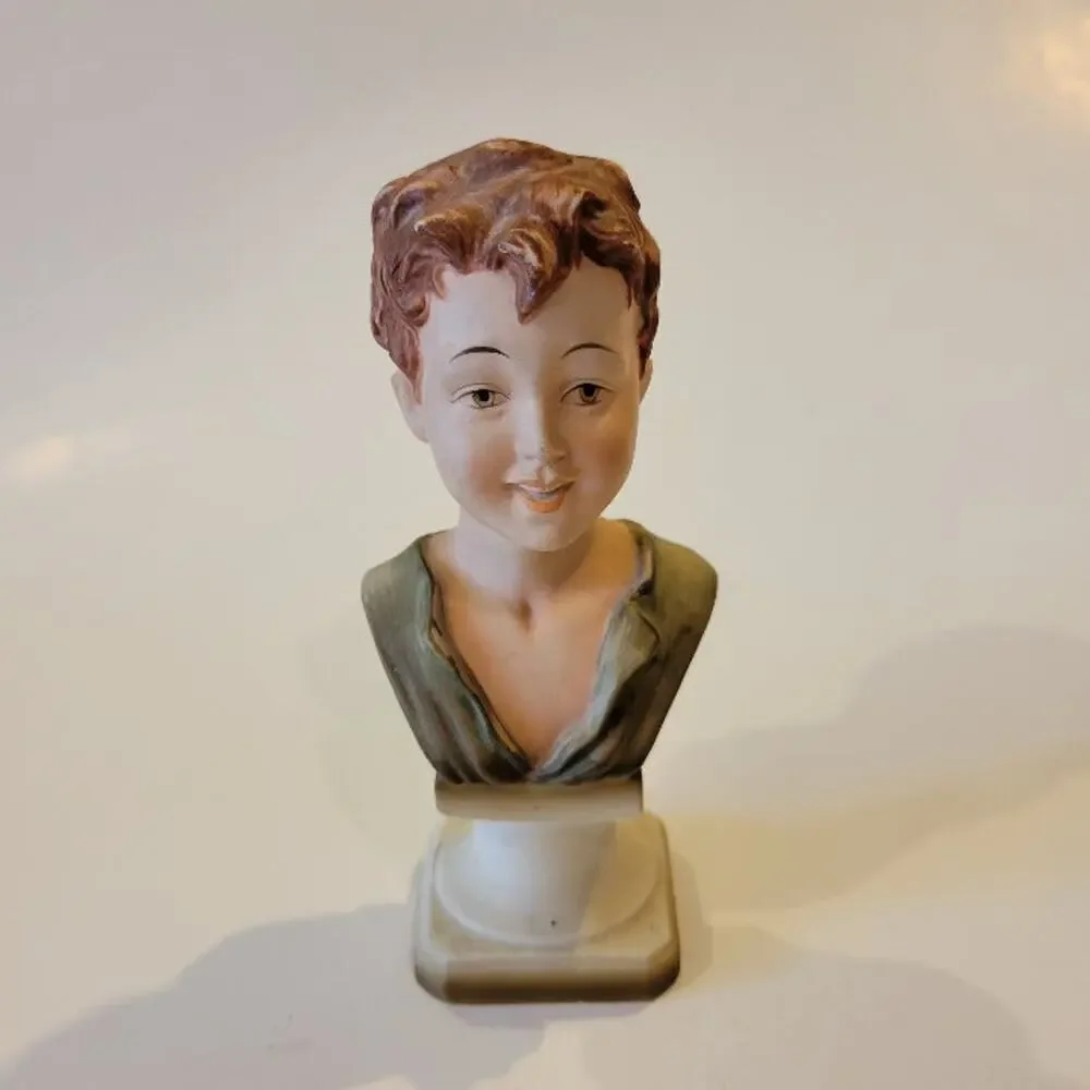 Vintage Ceramic Lefton boy bust KW832. Hand painted. Pre-owned, good shape